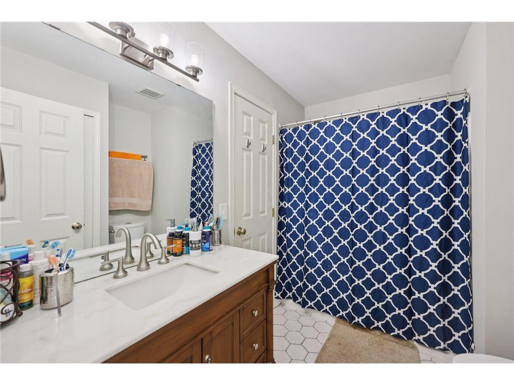 8909 Peep O Day Trail Eden Prairie MN 55347 6822295 image18