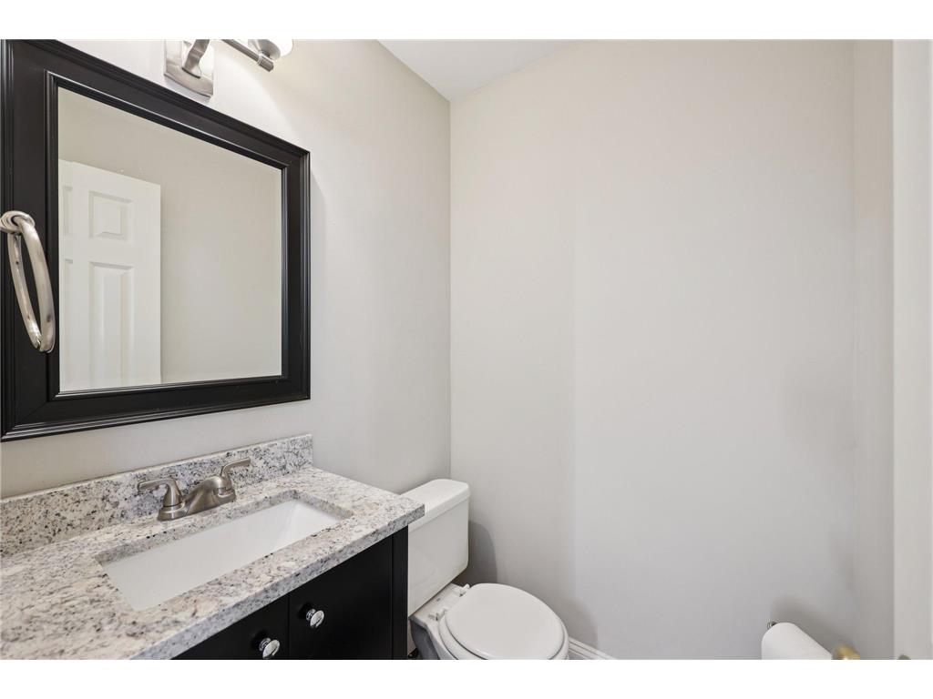 8909 Peep O Day Trail Eden Prairie MN 55347 6822295 image23