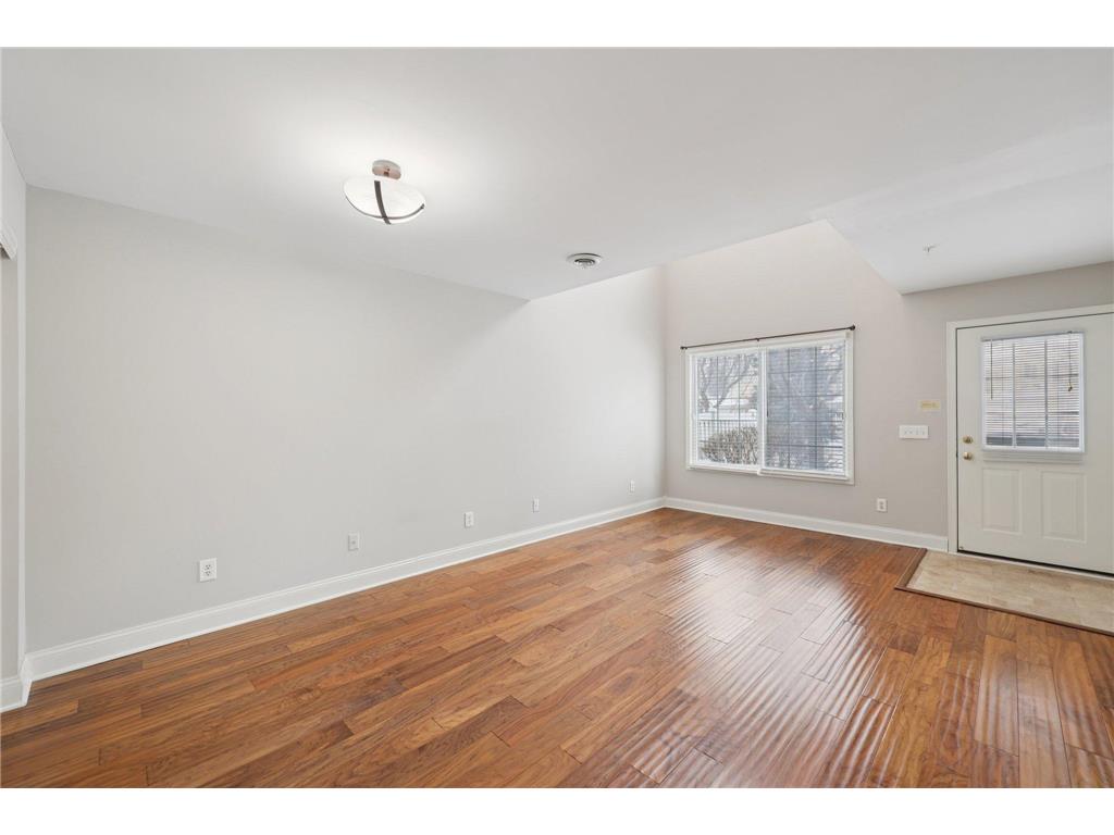 8909 Peep O Day Trail Eden Prairie MN 55347 6822295 image5