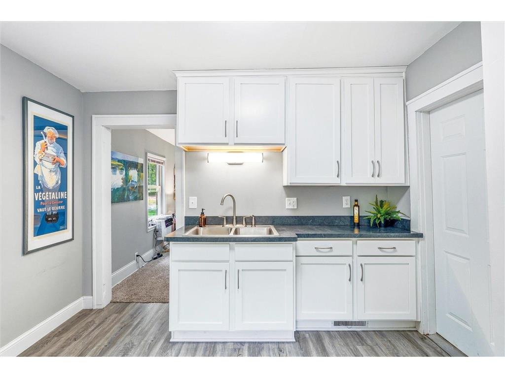 891 Benhill Road Saint Paul MN 55105 7057712 image17