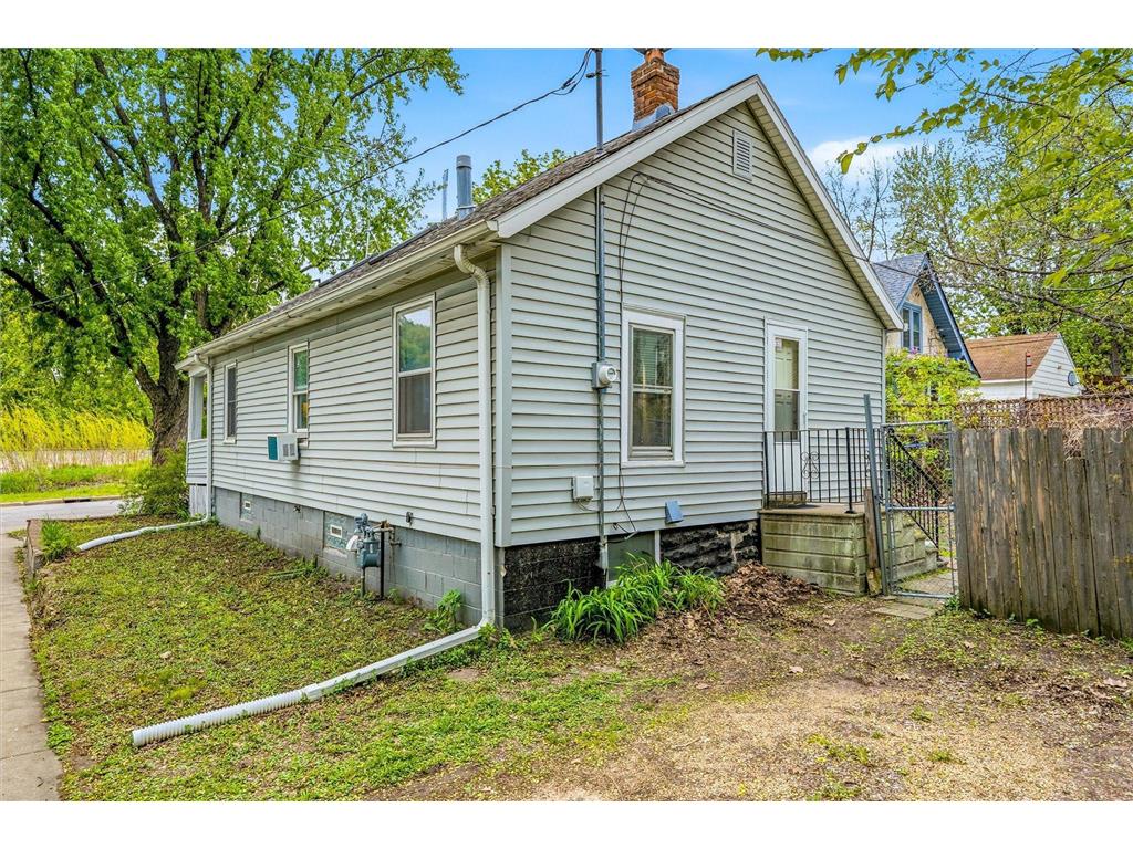 891 Benhill Road Saint Paul MN 55105 7057712 image21