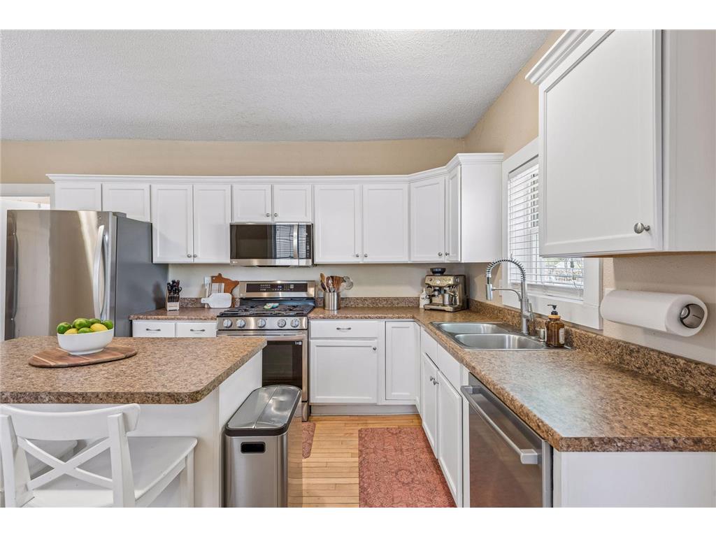 891 Carroll Avenue Saint Paul MN 55104 7070310 image15