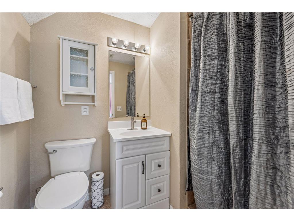 891 Carroll Avenue Saint Paul MN 55104 7070310 image21