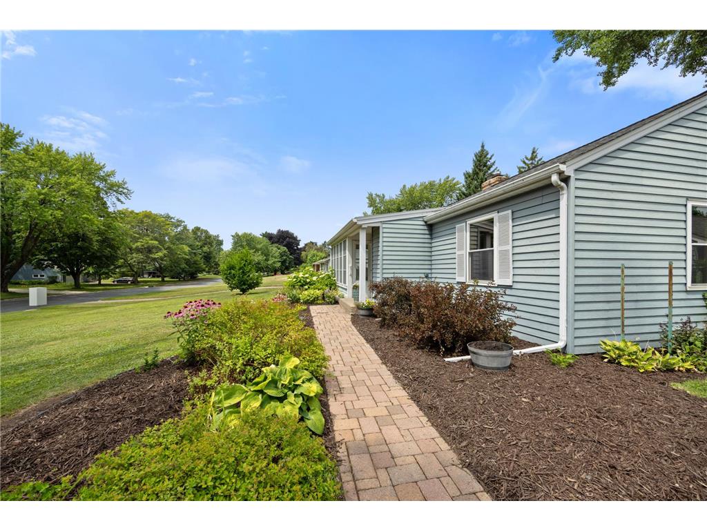 891 Edgewater Avenue Shoreview MN 55126 7113133 image25
