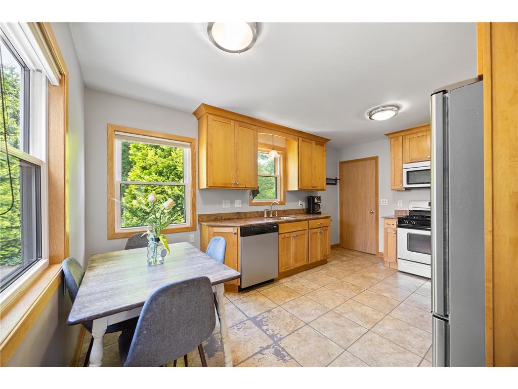 891 Edgewater Avenue Shoreview MN 55126 7113133 image4