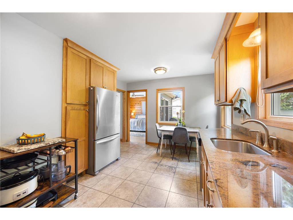 891 Edgewater Avenue Shoreview MN 55126 7113133 image5