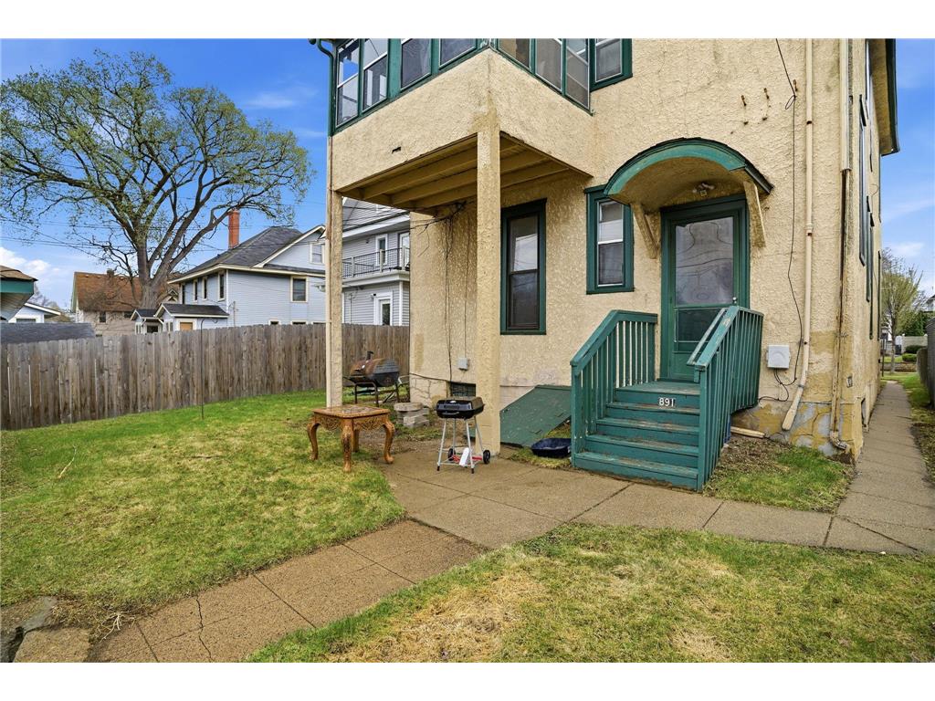 891 Iglehart Avenue Saint Paul MN 55104 7074751 image13