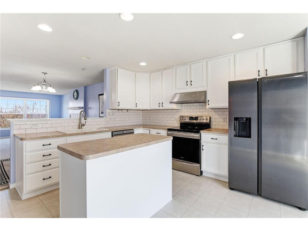 891 Ledgestone Drive Mahtomedi MN 55115 7030595 image11