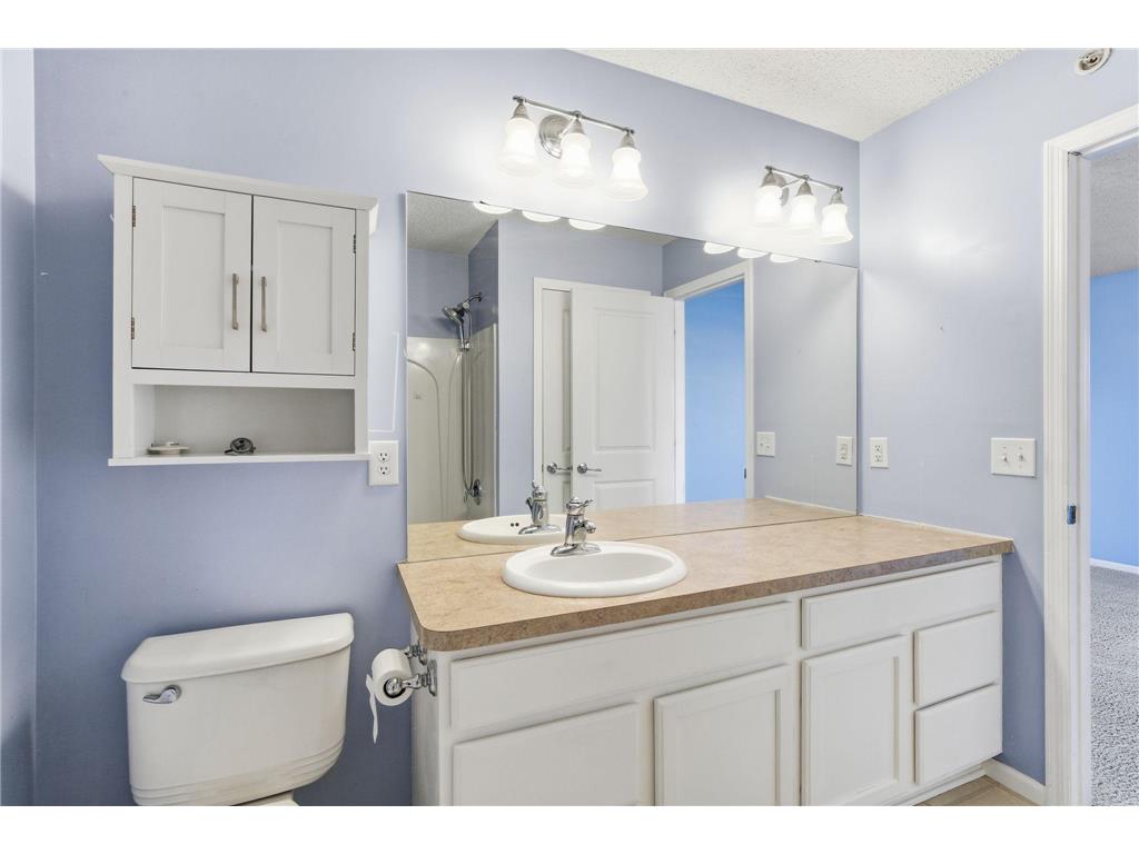 891 Ledgestone Drive Mahtomedi MN 55115 7030595 image22