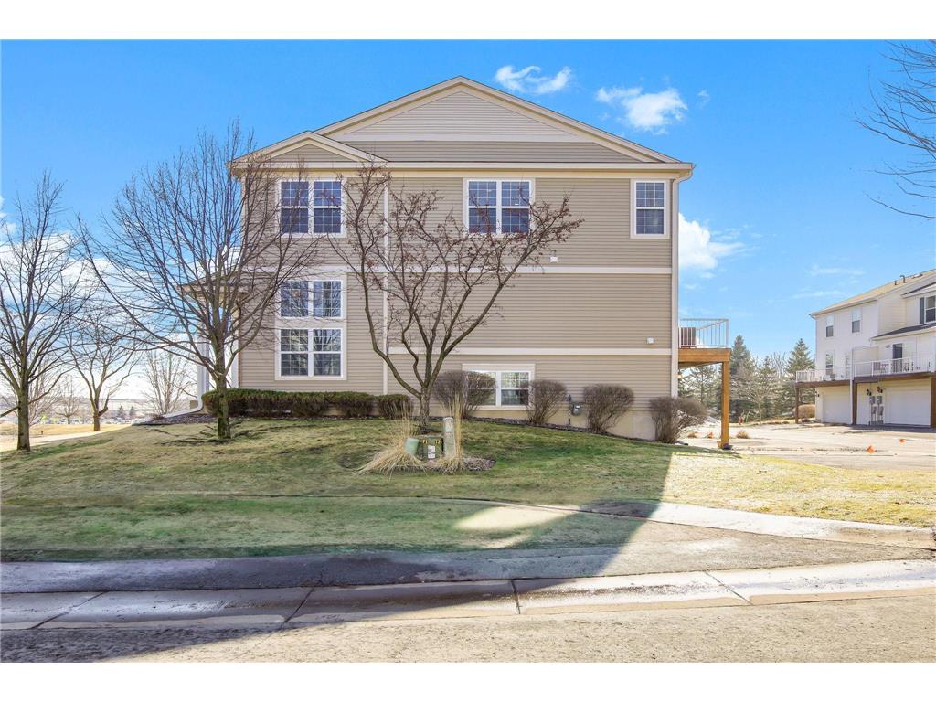 891 Ledgestone Drive Mahtomedi MN 55115 7030595 image40