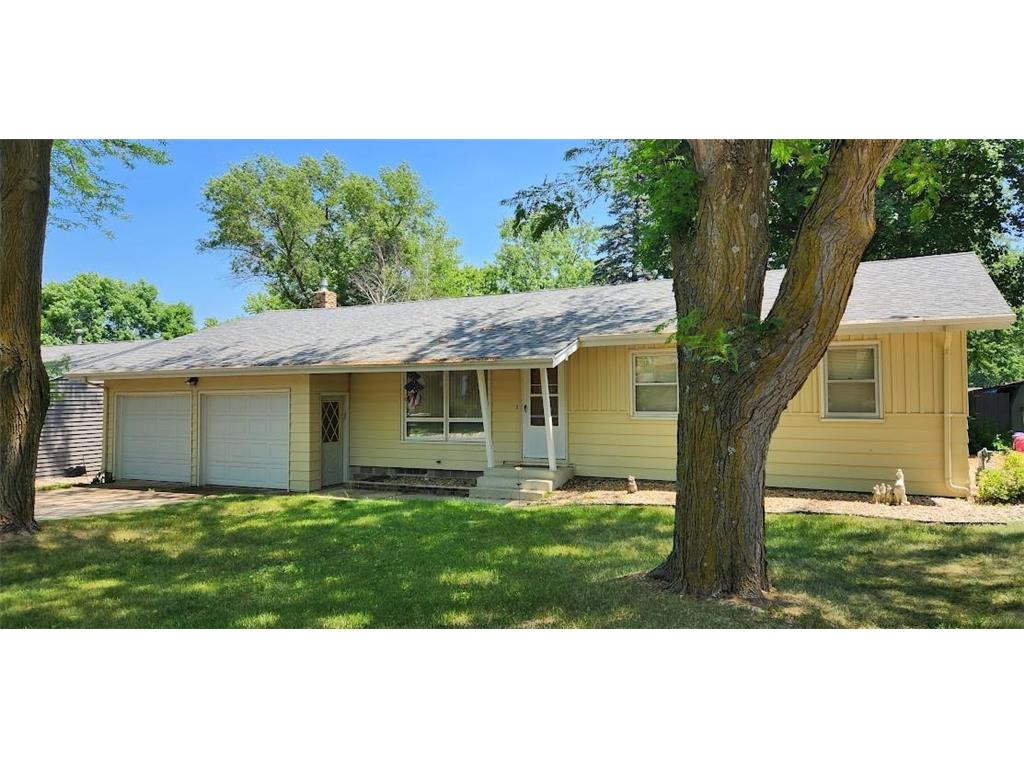 891 Verona Avenue, Windom, MN, 56101 MLS 6390218 Edina Realty