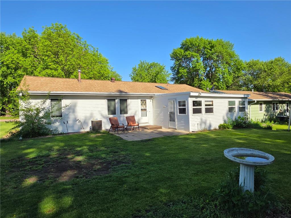 891 Winnie Avenue Windom MN 56101 7082125 image4