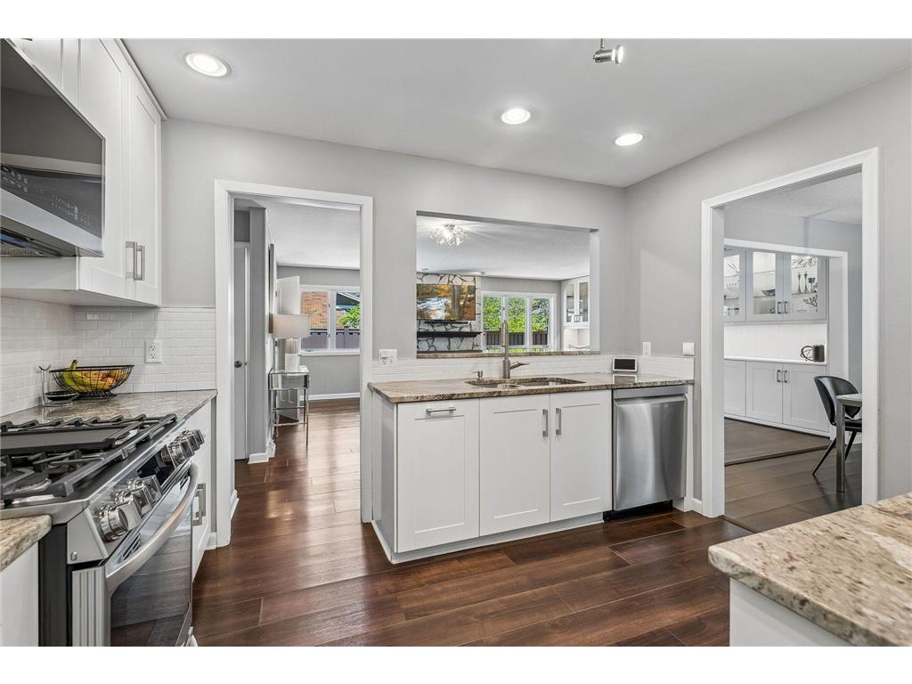 8910 23rd Avenue N Golden Valley MN 55427 7071599 image11
