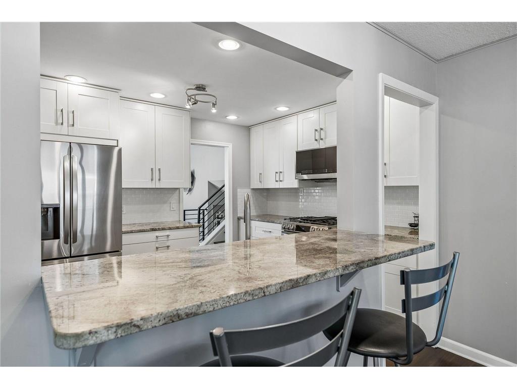 8910 23rd Avenue N Golden Valley MN 55427 7071599 image13