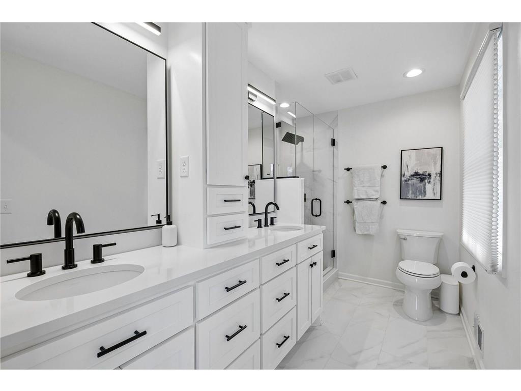 8910 23rd Avenue N Golden Valley MN 55427 7071599 image17