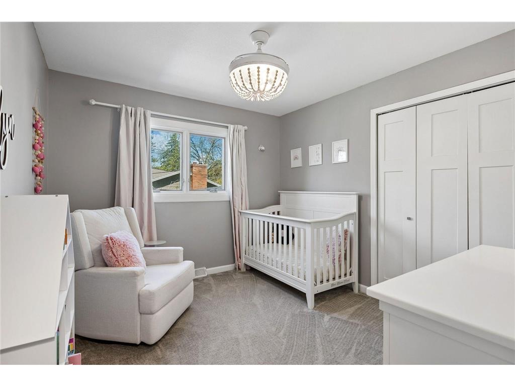 8910 23rd Avenue N Golden Valley MN 55427 7071599 image22