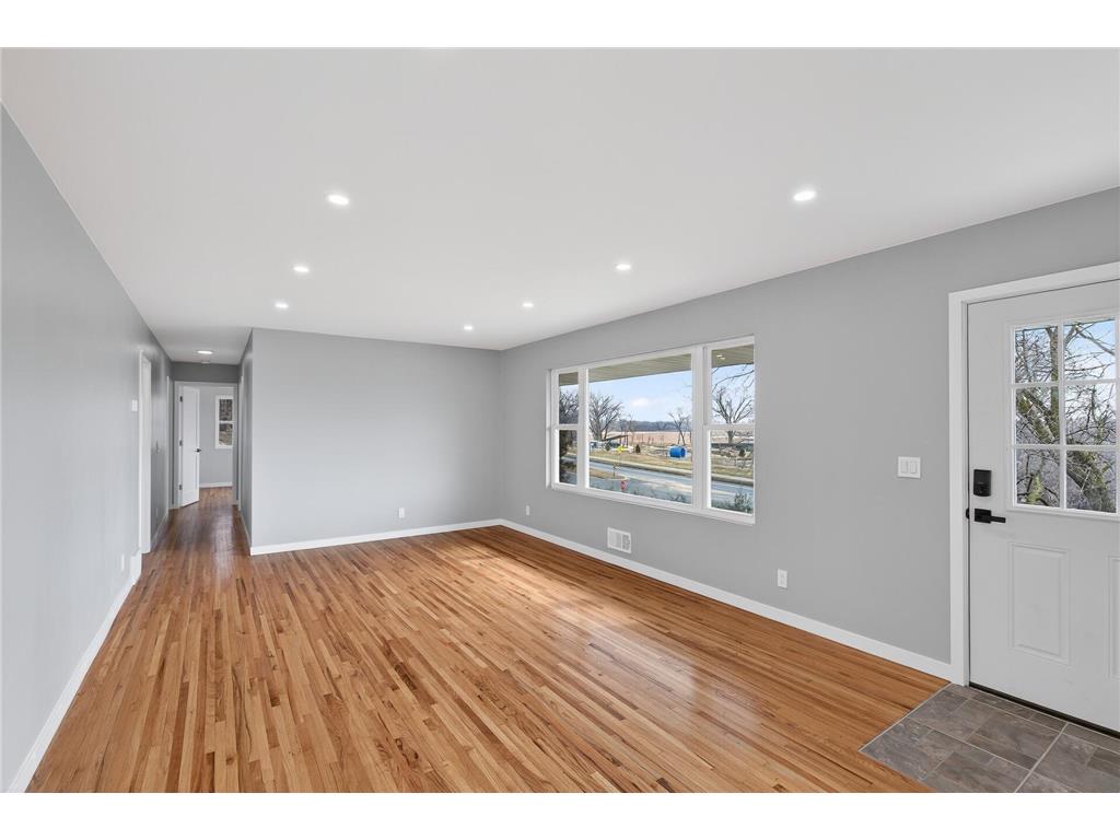 8912 Tretbaugh Drive Bloomington MN 55431 7029944 image15