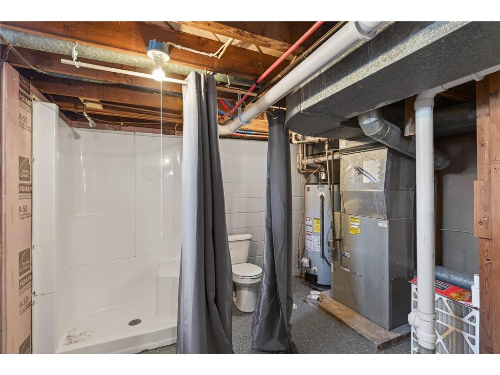 8912 Tretbaugh Drive Bloomington MN 55431 7029944 image41