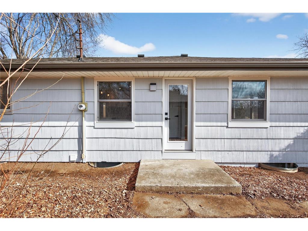 8912 Tretbaugh Drive Bloomington MN 55431 7029944 image46