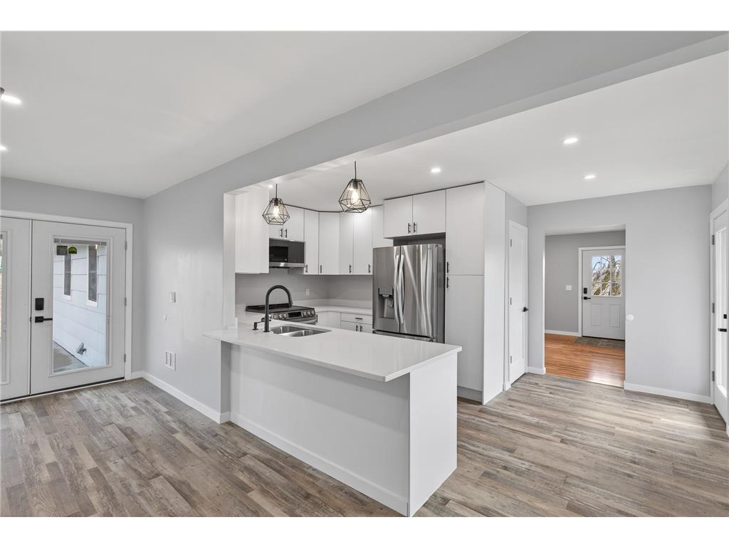 8912 Tretbaugh Drive Bloomington MN 55431 7085325 image12