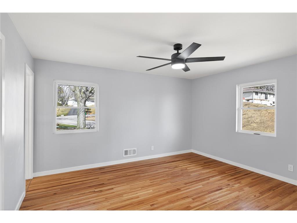 8912 Tretbaugh Drive Bloomington MN 55431 7085325 image22