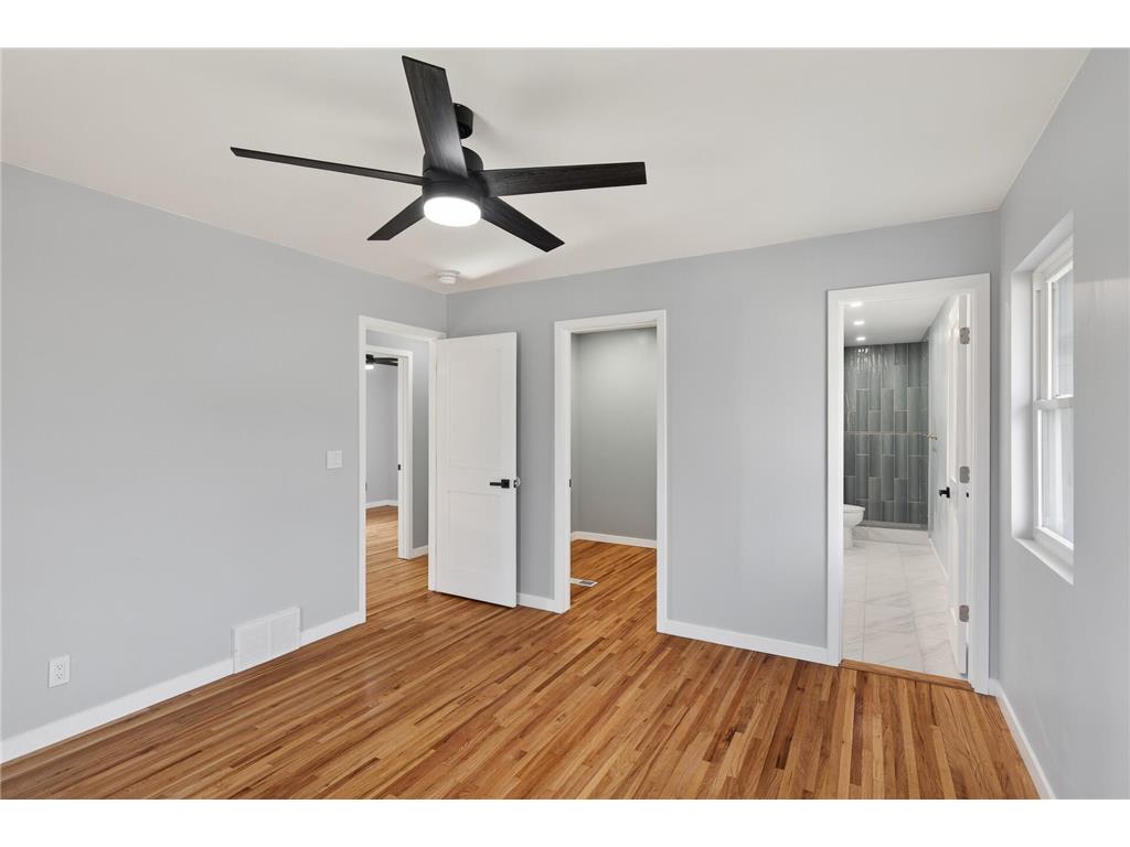 8912 Tretbaugh Drive Bloomington MN 55431 7085325 image24