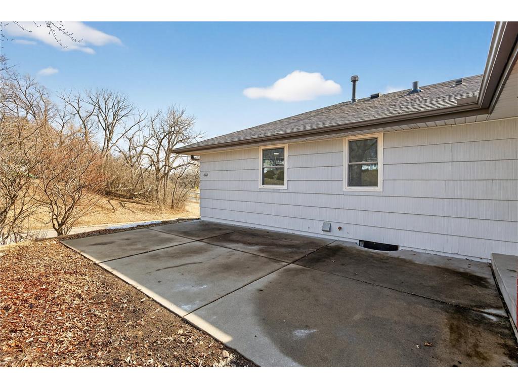 8912 Tretbaugh Drive Bloomington MN 55431 7085325 image48