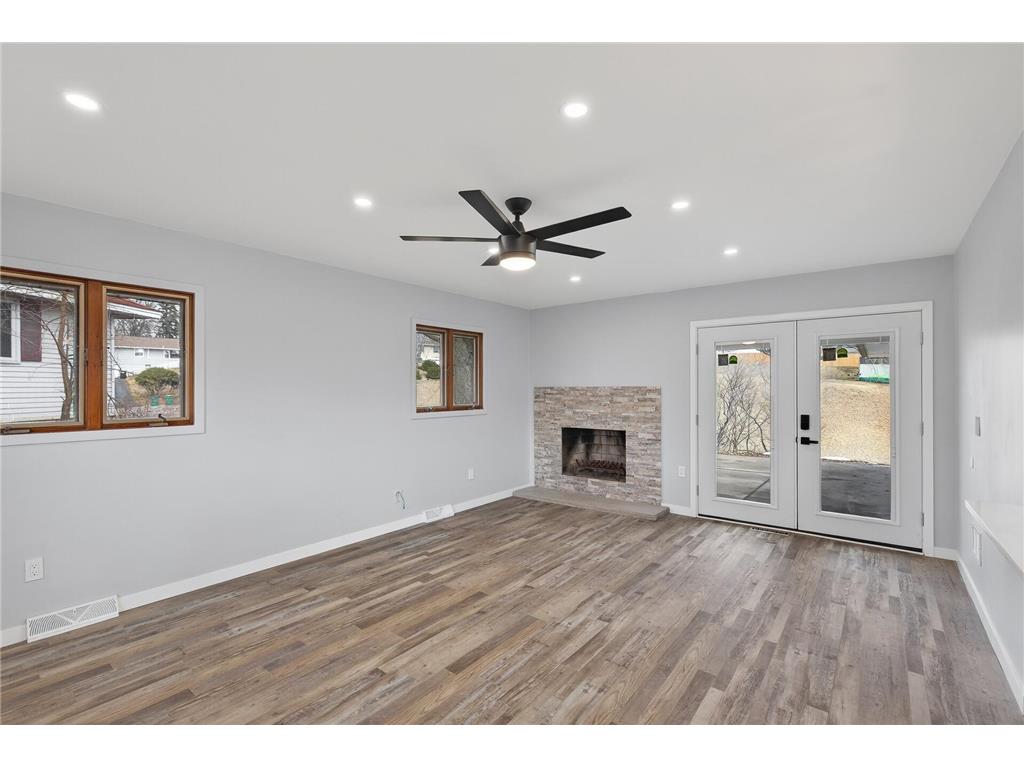 8912 Tretbaugh Drive Bloomington MN 55431 7085325 image6