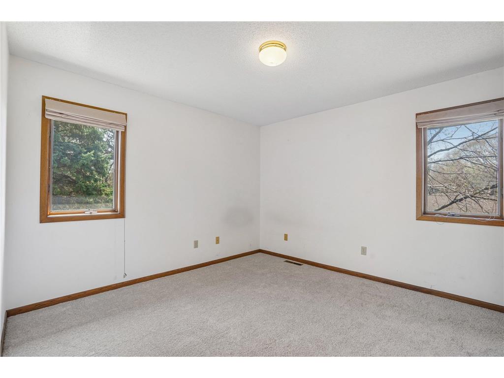 8912 Vincent Place Bloomington MN 55431 7057288 image22