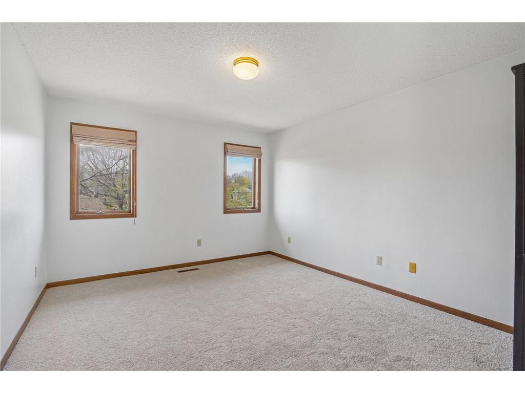 8912 Vincent Place Bloomington MN 55431 7057288 image24