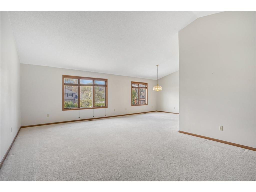 8912 Vincent Place Bloomington MN 55431 7057288 image7
