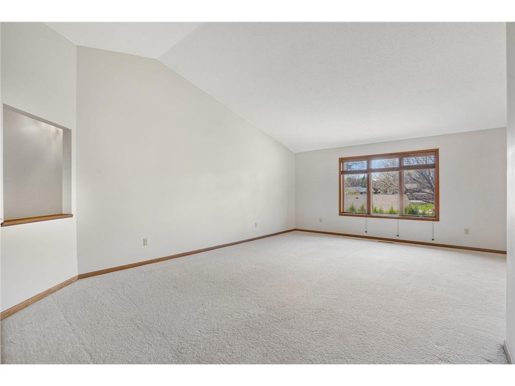 8912 Vincent Place Bloomington MN 55431 7057288 image8