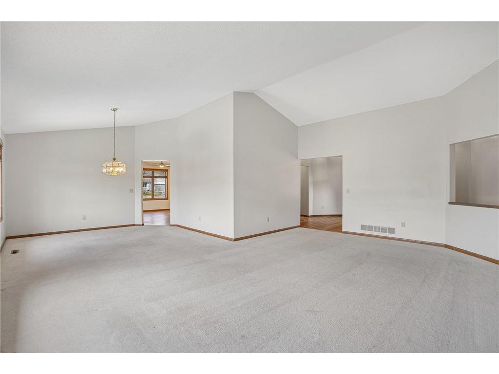 8912 Vincent Place Bloomington MN 55431 7057288 image9