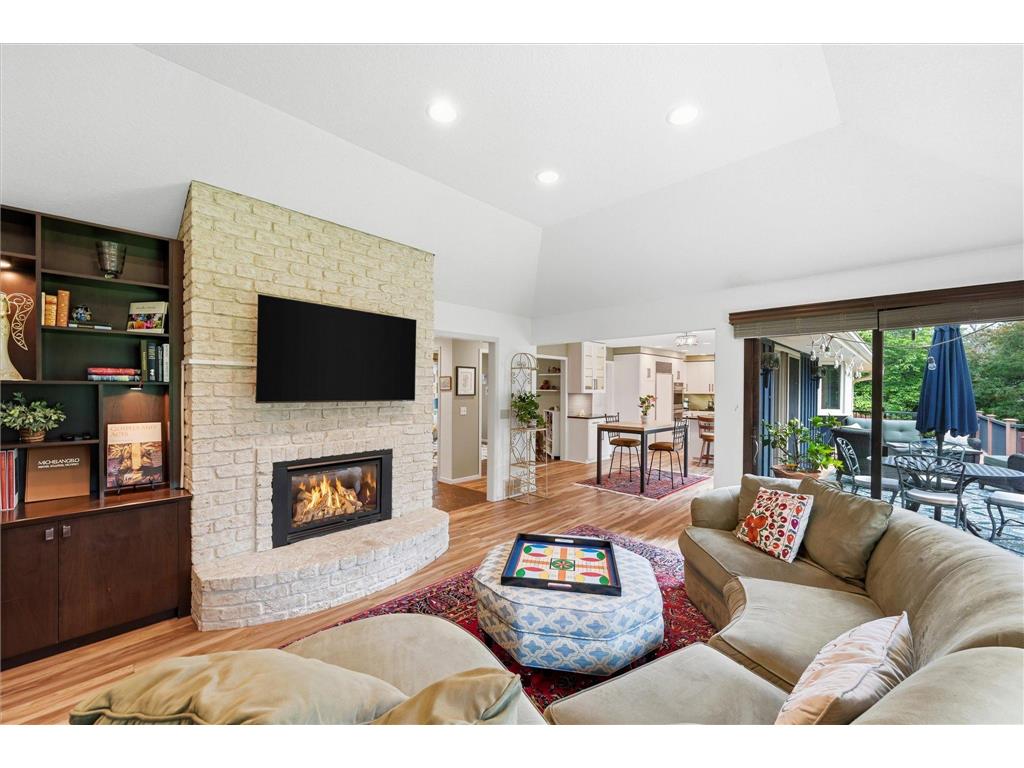 8913 S Minnehaha Circle Saint Louis Park MN 55426 - Minnehaha Creek 7106901 image17