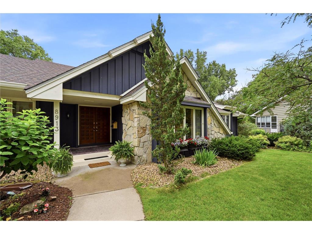 8913 S Minnehaha Circle Saint Louis Park MN 55426 - Minnehaha Creek 7106901 image4