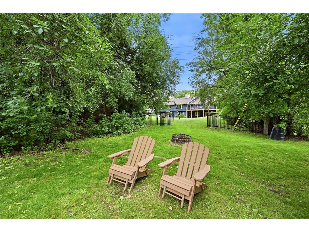 8913 S Minnehaha Circle Saint Louis Park MN 55426 - Minnehaha Creek 7106901 image67
