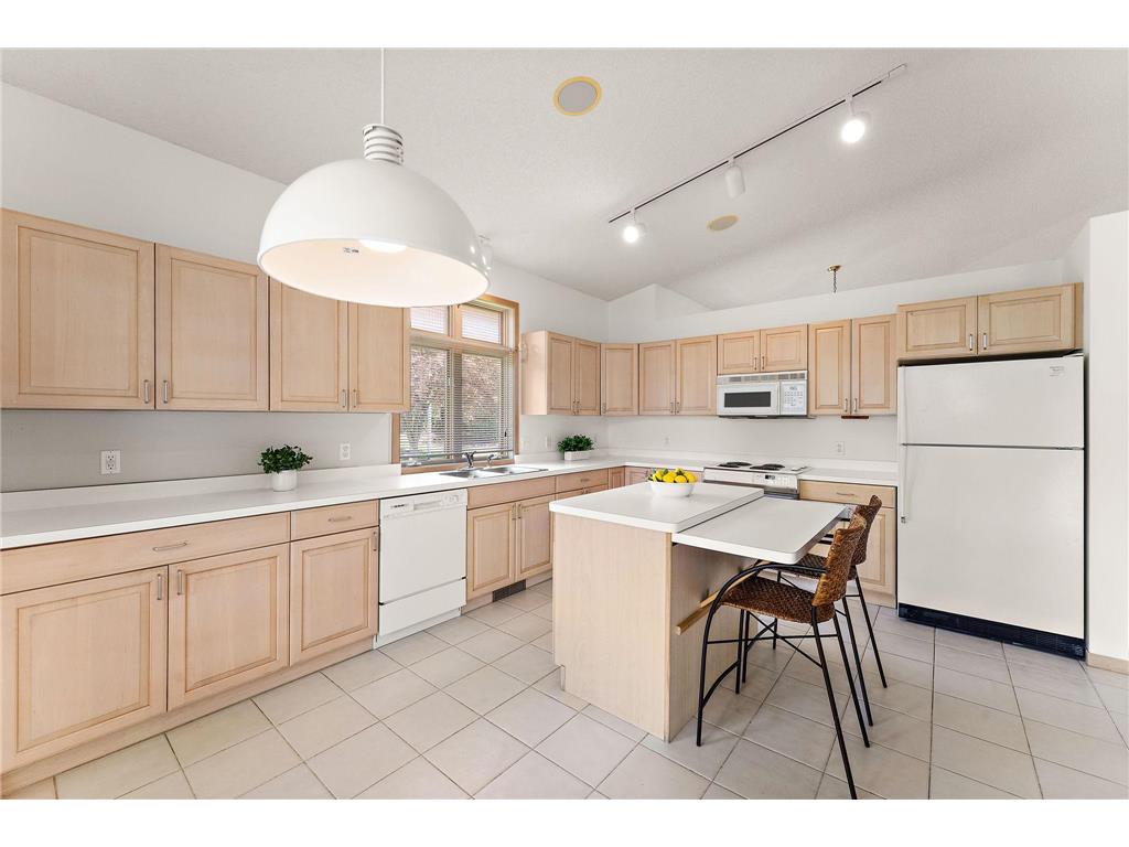 8914 Hilloway Road Eden Prairie MN 55347 7062107 image16