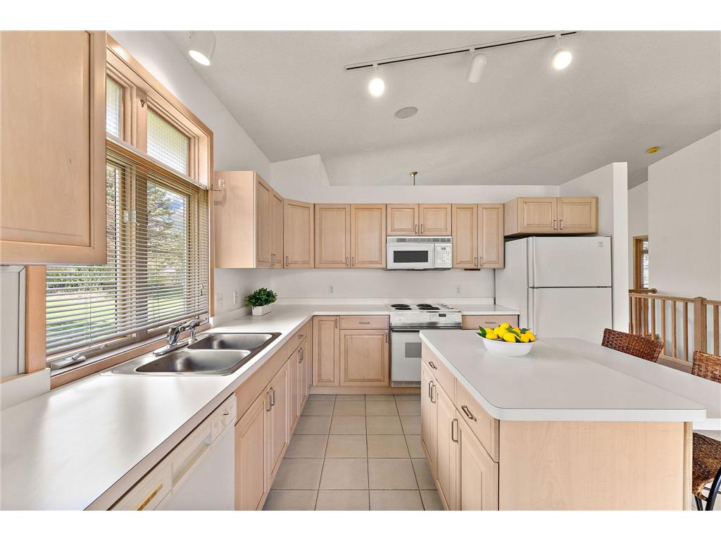 8914 Hilloway Road Eden Prairie MN 55347 7062107 image18