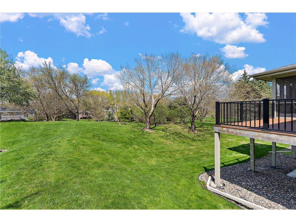 8914 Hilloway Road Eden Prairie MN 55347 7062107 image45