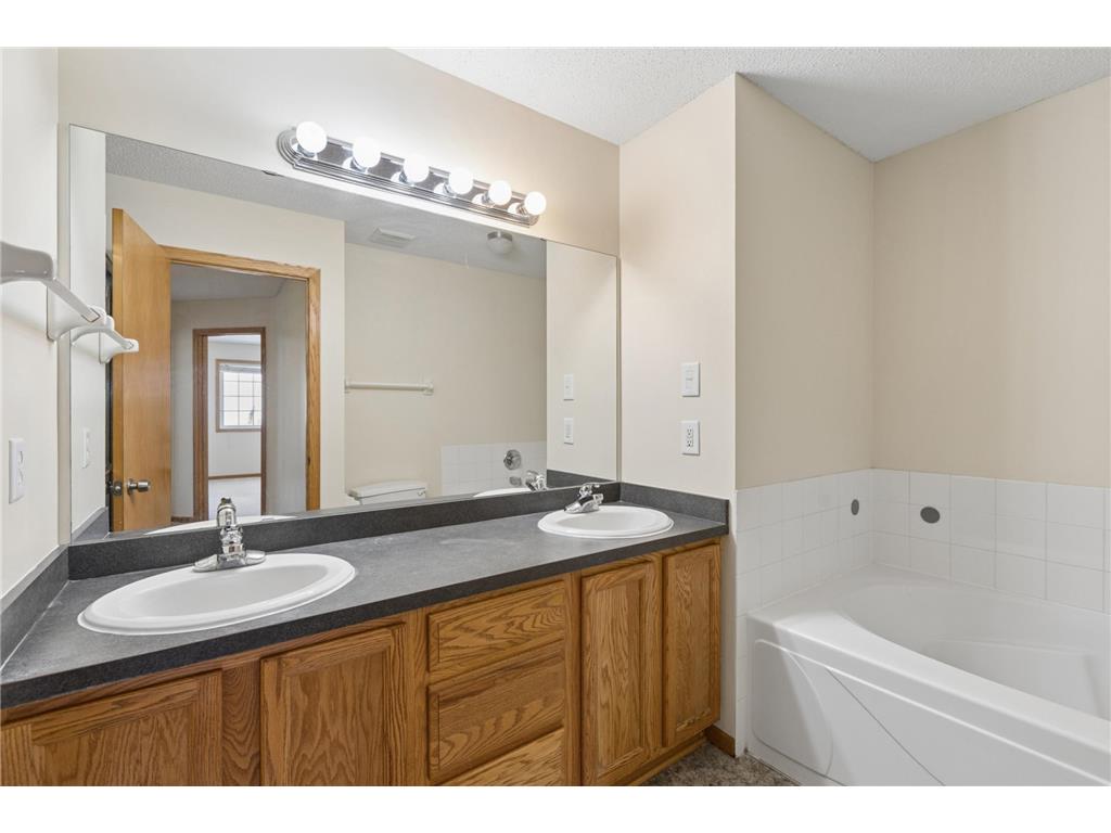 8914 Pheasant Lane Saint Bonifacius MN 55375 7093275 image16
