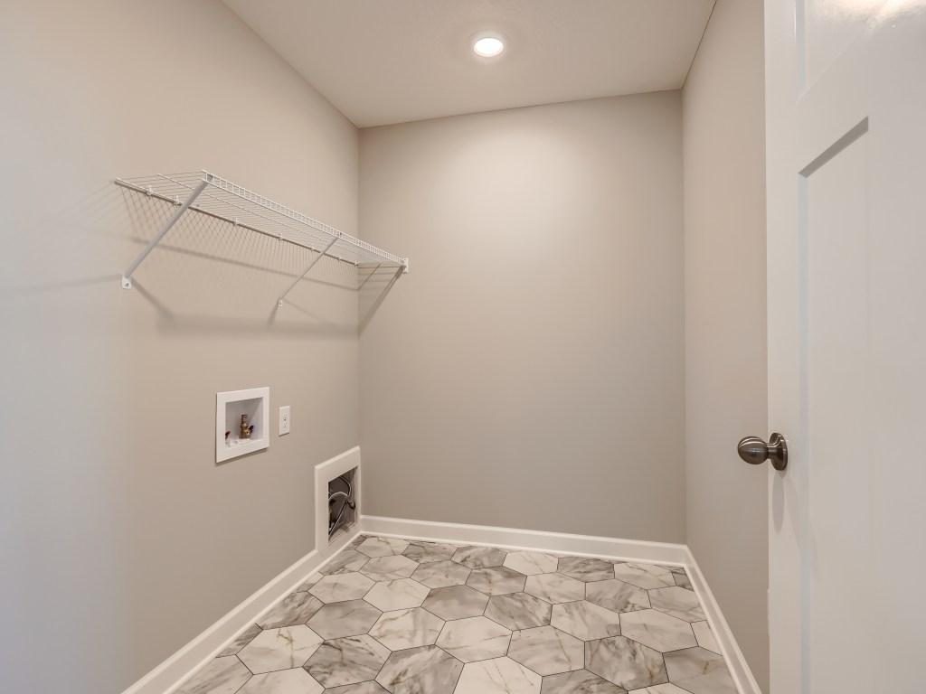 8915 Periwinkle Boulevard Woodbury MN 55129 7086290 image17