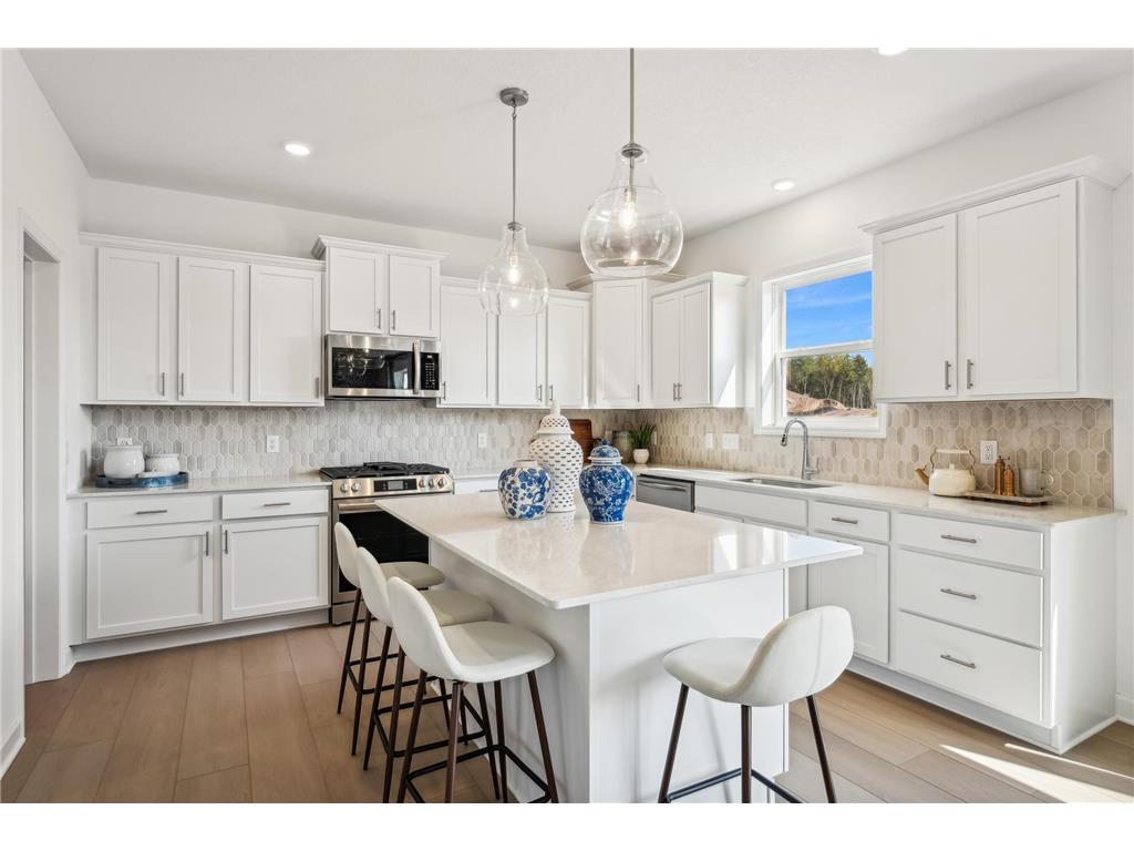 8915 Periwinkle Boulevard Woodbury MN 55129 7086290 image2