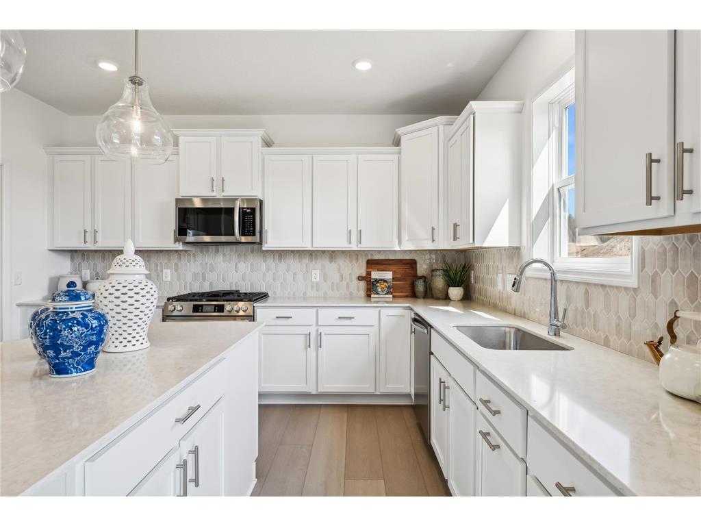 8915 Periwinkle Boulevard Woodbury MN 55129 7086290 image4