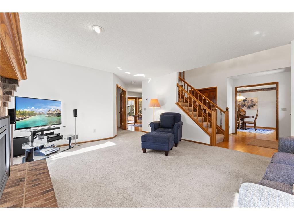 8917 Cambridge Avenue Brooklyn Park MN 55443 7032950 image10