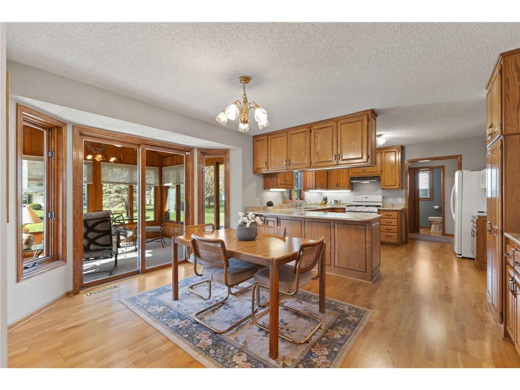 8917 Cambridge Avenue Brooklyn Park MN 55443 7032950 image15