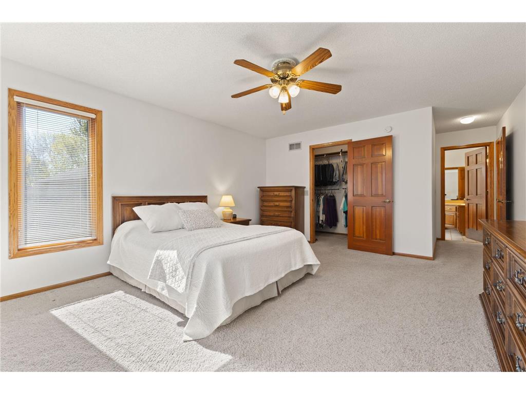 8917 Cambridge Avenue Brooklyn Park MN 55443 7032950 image25