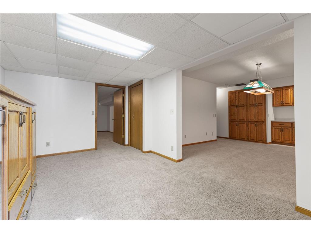 8917 Cambridge Avenue Brooklyn Park MN 55443 7032950 image37