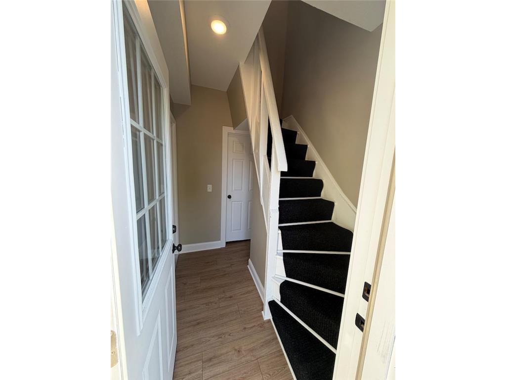892 4th Street E Saint Paul MN 55106 7075602 image20