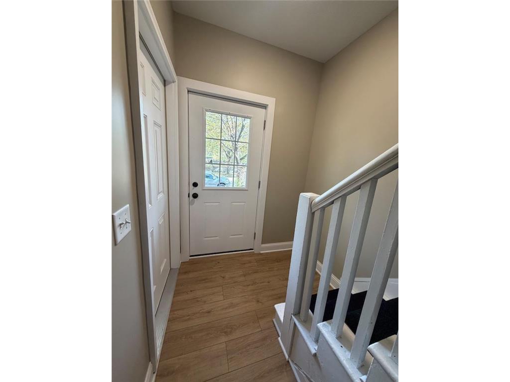 892 4th Street E Saint Paul MN 55106 7075602 image22