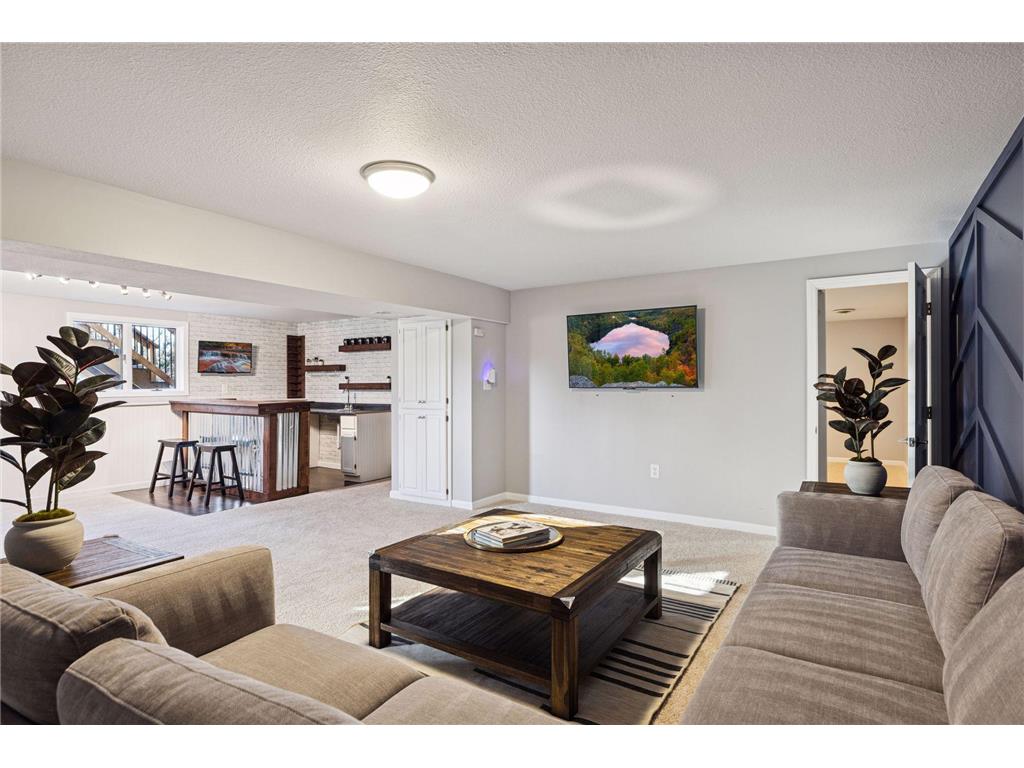 892 Trail 12 Hudson WI 54016 6812757 image31